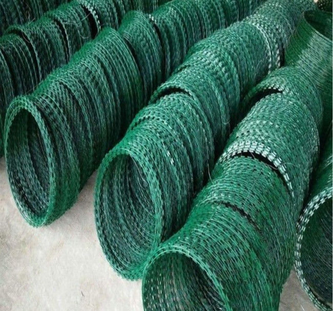Ψεκασμένο PVC ξυράφι οδοντωτό - το ήλεκτρο συνόρων στρατού καλωδίων CBT65 γαλβάνισε κουλουριασμένος 0