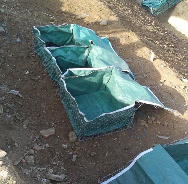 Εξαγωνικό καλάθι 1.0x1.0x0.5m PVC πλέγματος Gabion μετάλλων που ντύνεται 1