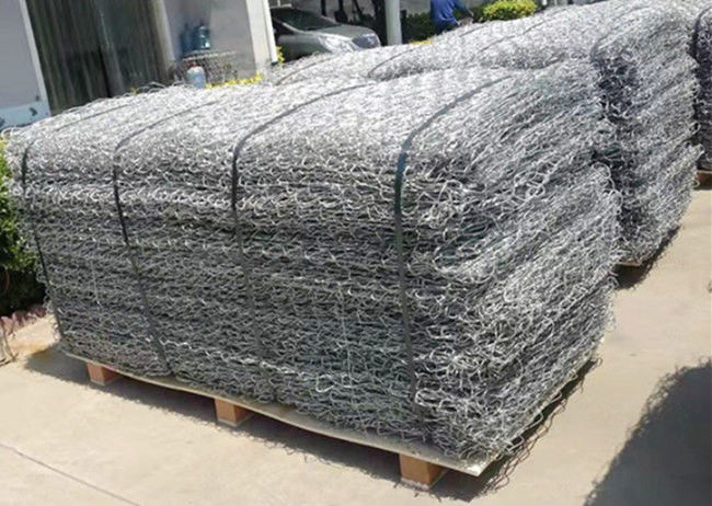 6 X 8cm Hexagon τρυπών πέτρινο Gabion καλώδιο Galfan χρώματος χαλιών ασημένιο με τα διαφράγματα 1
