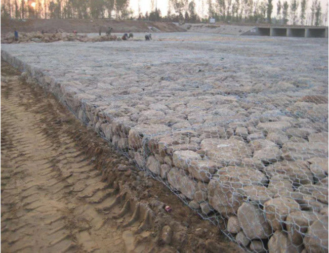0.5m υψηλή υφαμένη γαλβανισμένη Gabion ενίσχυση φραγμάτων κιβωτίων ντυμένη PVC 2